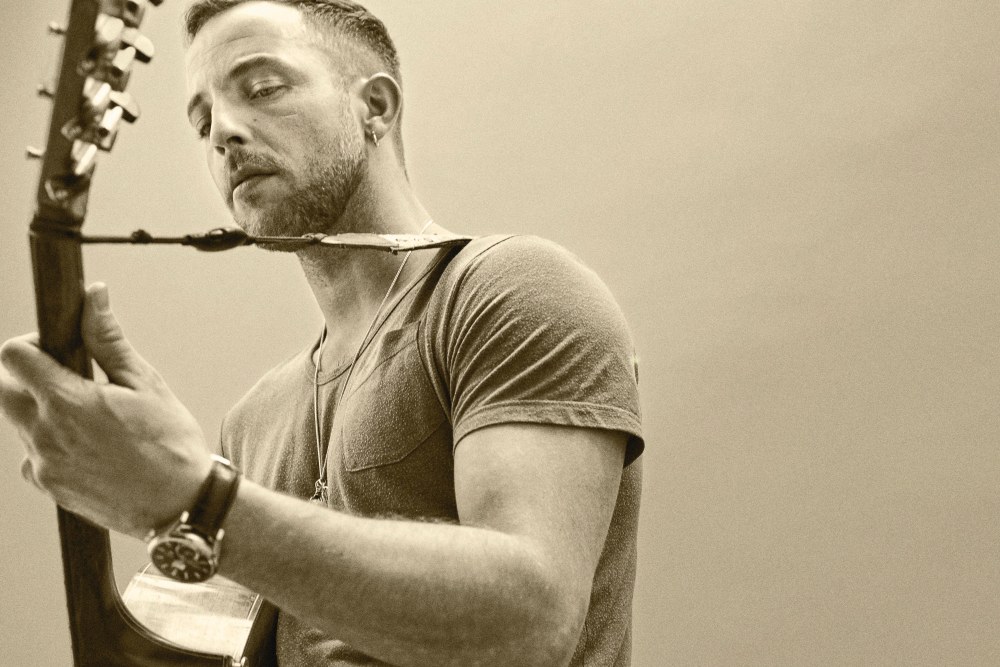 press+shot_James+Morrison (1)